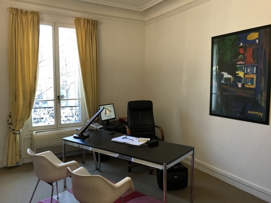 BUREAU 2.jpg